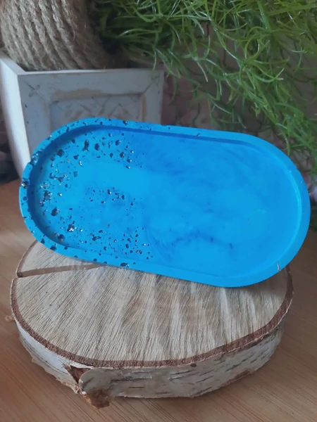 Soucoupe ovale Bleu et pierres